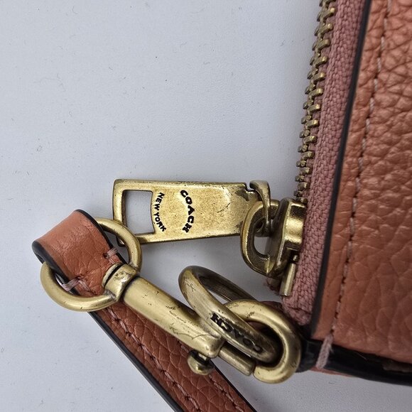 Coach TCoral Leather Crossbody Bag With Twist Lock Closure & Adjustable Strap - Picture 6 of 11